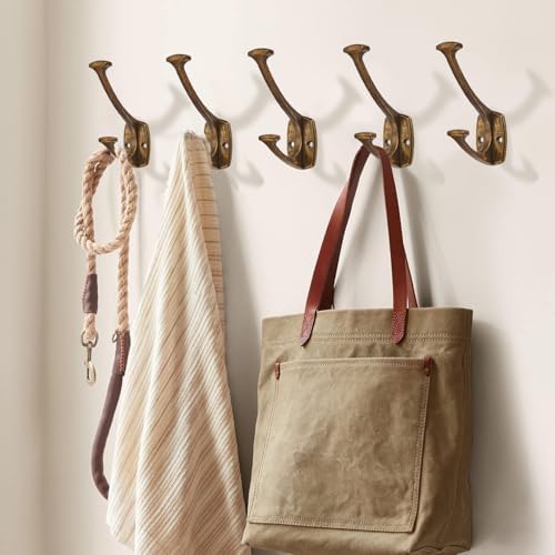 Coats Hangers with ZAUYX